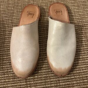Beek by Two Birds Women's Ivory Leather Mules